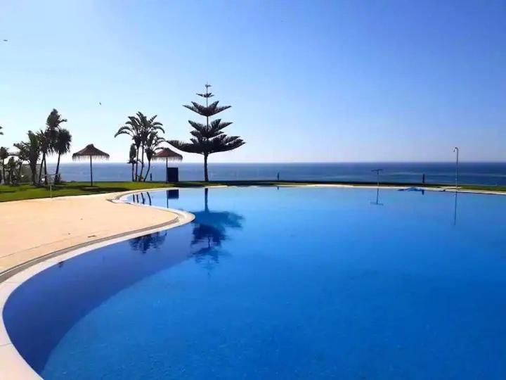בנאלמדנה Modern Three-Level Apartment Near The Sea מראה חיצוני תמונה